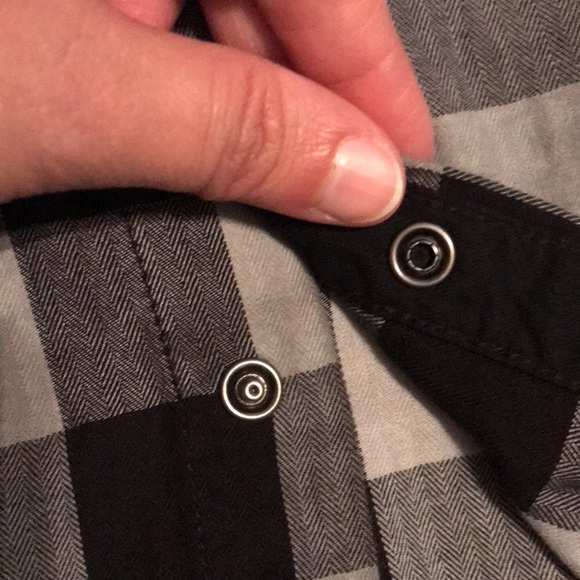 🖤GUESS BLACK LABEL MENS PLAID L/S SHIRT SIZE L🖤 - Picture 8 of 10